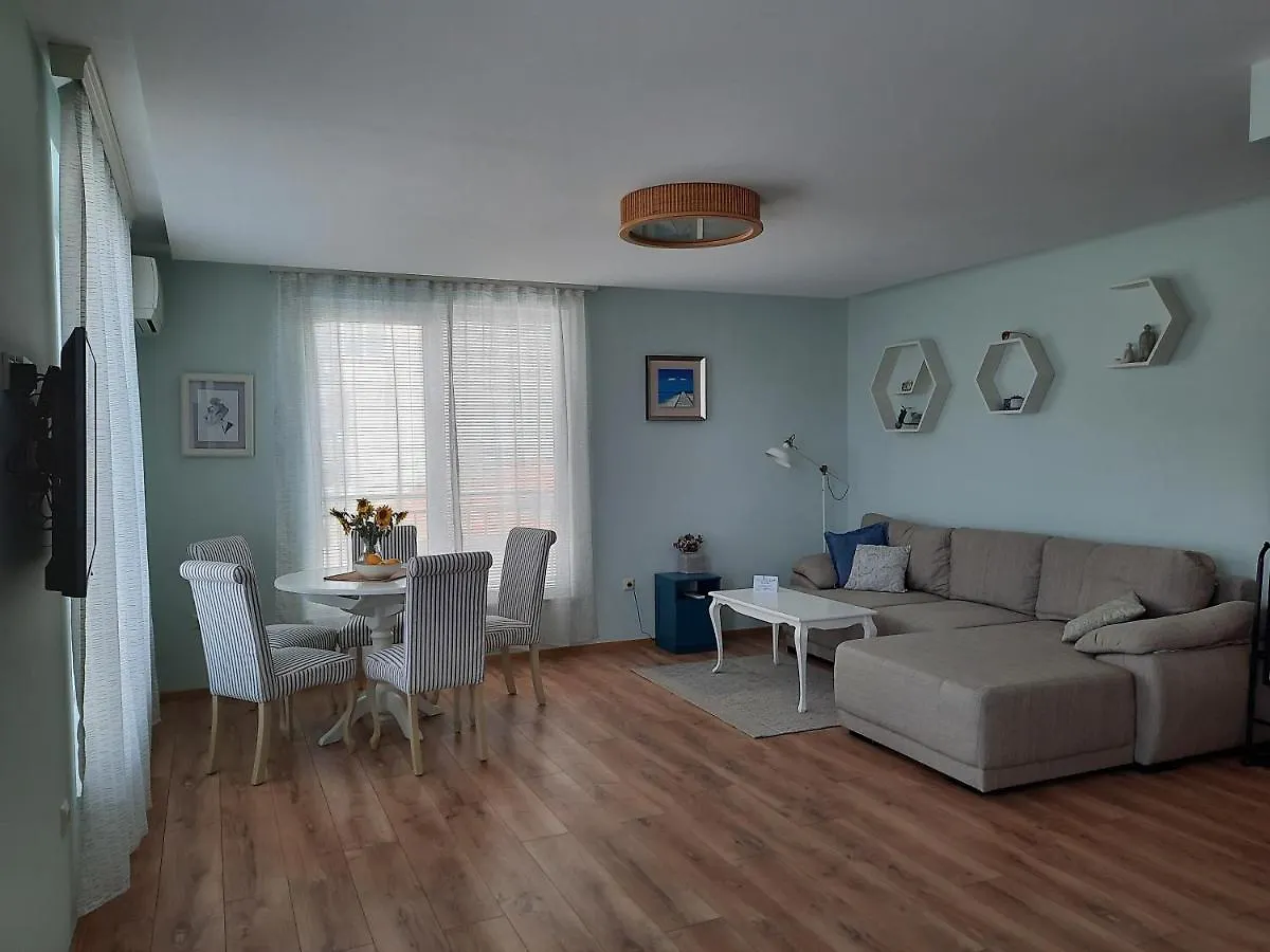 Soulful Apartments - Horizon Varna 0*,  Bulgaria